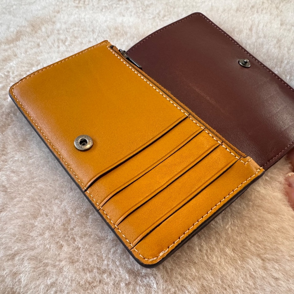 Coach Foldover Card Case Wallet - Picture 3 of 7